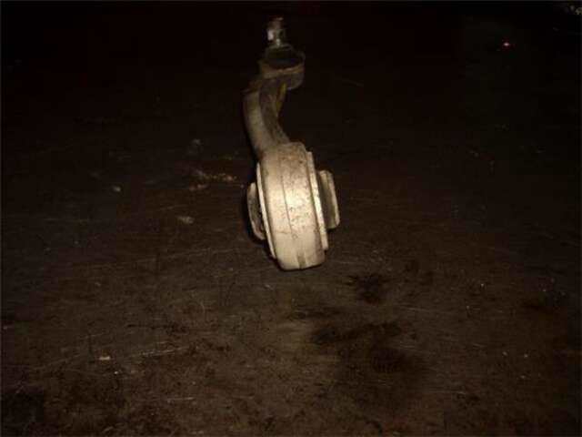 Foto 3ª: Brazo Suspension Delantero Izquierdo Audi A4 3.0 V6 30V CAT (220CV) [ASN]