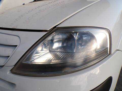 Faro Izquierdo Citroen C3 8HZ