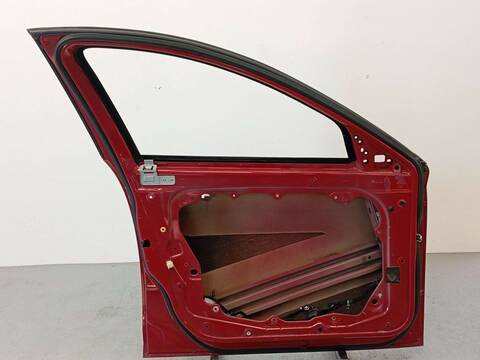 Foto 4ª: Puerta Delantera Izquierda Alfa Romeo Giulietta 2.0 JTDM 940FXE1A 940FXG11) 170CV 125KW [6508813] (2011)