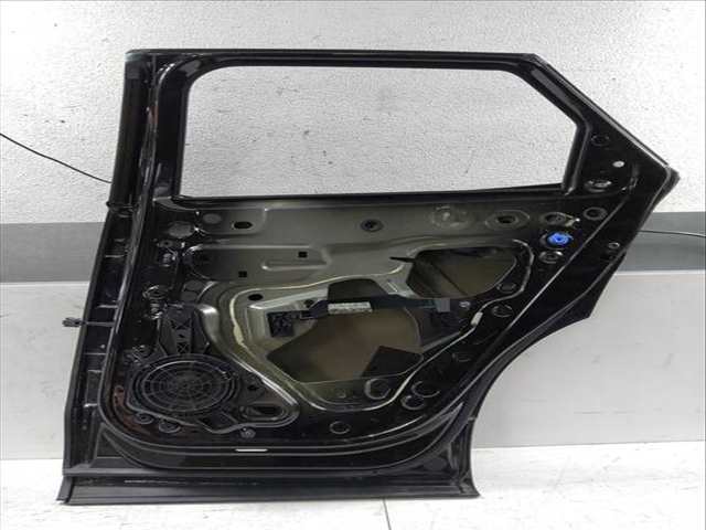Foto 3ª: Puerta Trasera Derecha Peugeot 3008 177 CV 130KW [EHZ DW10FC] (2018)