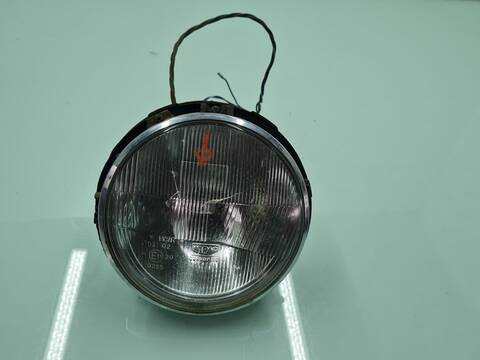 Foto 1ª: Faro Izquierdo Land Rover Defender TDI 110 FAMILIAR 83KW) 113CV (2002)