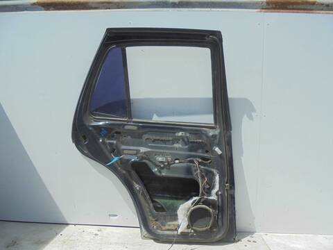 Foto 4ª: Puerta Trasera Izquierda Mercedes Clase ML 270 CDI 163.113) W163) [612.963] (2000)