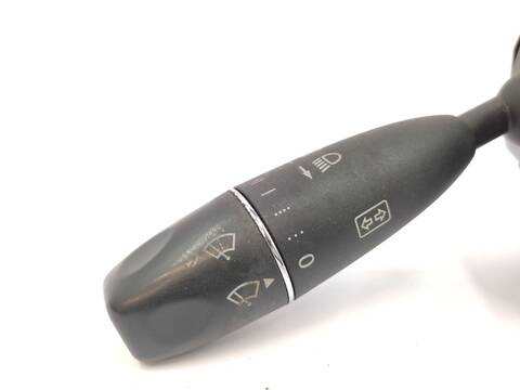 Foto 2ª: Mando Multifuncion Mercedes Clase C 160 C 220 CDI 204.008) 170CV 125KW [651911] (2010)