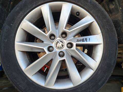 Foto 1ª: LLanta Chapa Skoda Superb ACTIVE 150CV 110KW [DTSB] (2023)