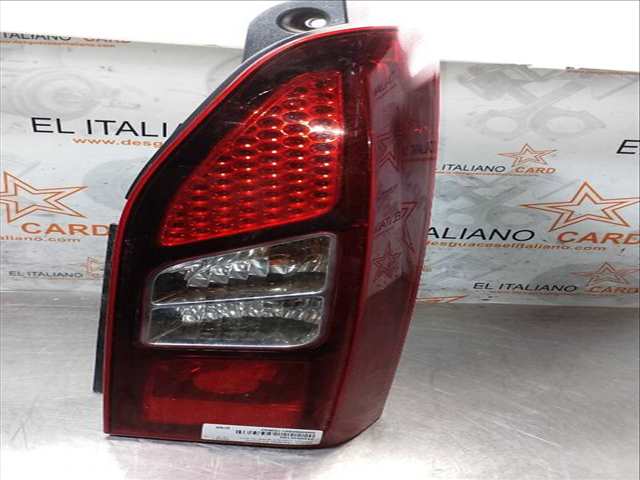 Foto 4ª: Piloto Trasero Derecho Peugeot Partner OUTDOOR 92CV 68KW [9H06] (2013)