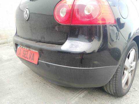 Foto 3ª: Paragolpes Trasero Volkswagen Golf BXE (2007)