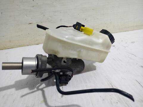 Foto 3ª: Bomba Freno Volkswagen Transporter T6 CARAVELLE TRENDLINE [CXHB] (2019)