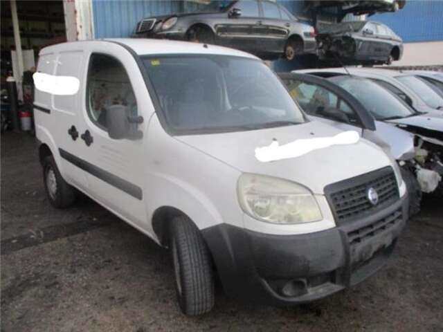 Faro Izquierdo Fiat Doblo 1.3 D II MULTIJET