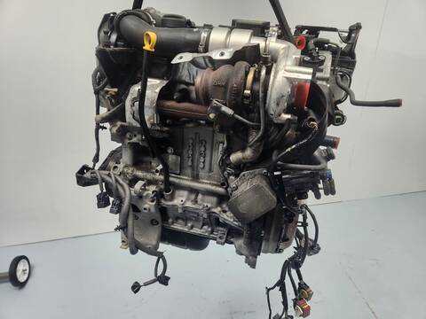 Foto 3ª: Motor Completo Ford Fiesta TREND 75CV 55KW [UGJC] (2014)