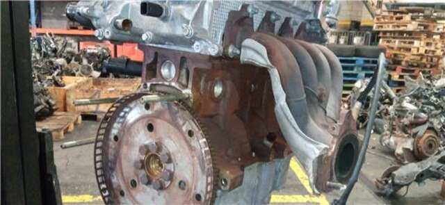 Foto 2ª: Motor Completo Renault Megane 1.6 CONFORT DYNAMIQUE [1.6 LTR. - 82 KW 16V] II CLASSIC BERLINA (2003-_) [K4MT7]