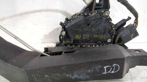 Foto 3ª: Cerradura Puerta Delantera Derecha Ford Focus 1.8 TDCI 100CV 74KW [FFDA] (2004)