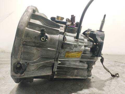 Foto 2ª: Caja Cambios Nissan Primastar 1.9 DCI 100 100CV 74KW FURGONETA [F9Q 760] (2004)