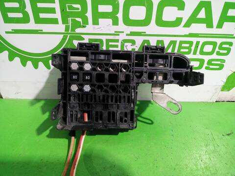 Foto 2ª: Caja Reles Fusibles Opel Corsa 1.3 16V CDTI 75CV 55KW [Z13DTJ] (2007)