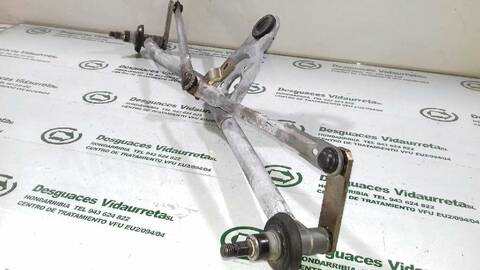 Foto 2ª: Brazo Limpia Delantero Izquierdo Bmw Serie 3 315 328 CI COUPE 193CV 142KW [286S2] (2003)