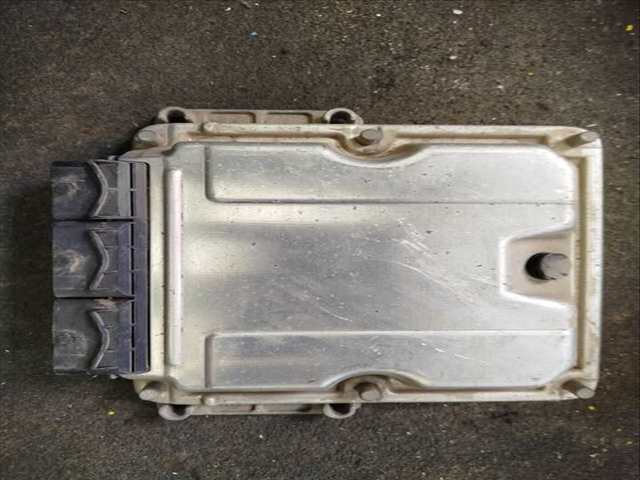 Foto 3ª: Centralita Motor ECU Renault Laguna VERSION INDEFINIDA (2005)