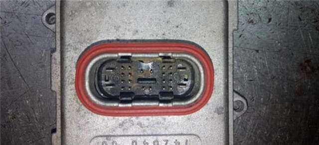 Foto 3ª: Centralita Faros Xenon Mercedes Clase CLS 350 3.0 CDI (219.322) 165KW (BM 219) CAT [OM 642.920]