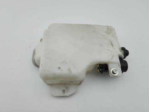 Foto 2ª: Deposito Limpiaparabrisas Mitsubishi Montero 3.2 DI-D V88W V98W) 160CV 118KW [4M41] (2007)