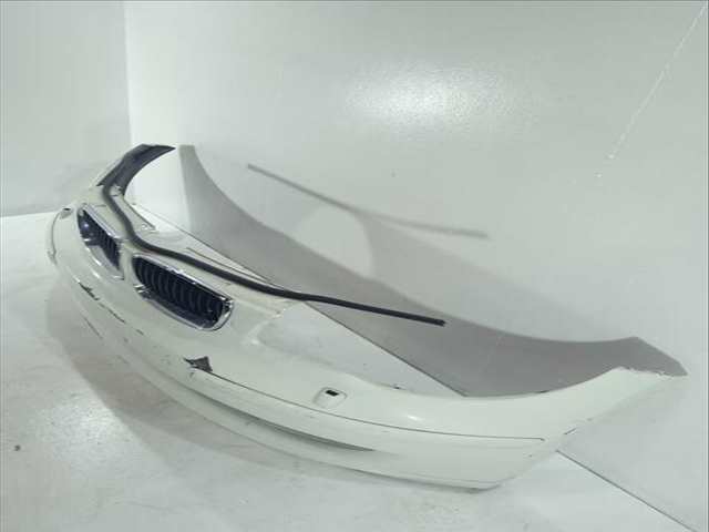 Foto 3ª: Paragolpes Delantero Bmw Serie 1 114 120D BERLINA 177CV 130KW [N47D20A] (2009)