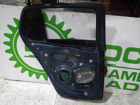 Foto 3ª: Puerta Trasera Izquierda Volkswagen Golf 1.9 TDI 105CV [BKC] (2003)