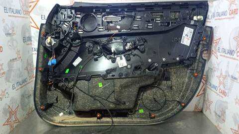 Foto 3ª: Tapizados Cartoneras Mercedes Clase E 180 E 220 D 213.004) 194CV 143KW [654920] (2018)