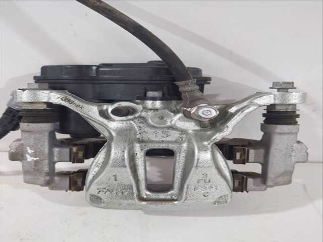 Foto 2ª: Pinza Freno Trasera Izquierdo Toyota Corolla 1.8 HYBRID ZWE211) 122CV 90KW [2ZR-FXE] (2020)