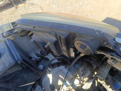 Foto 2ª: Faro Izquierdo Fiat Panda POP (2013)