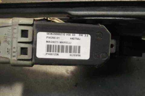 Foto 3ª: Elevalunas Eléctrico Delantero Derecho Peugeot 1007 SPORTY 68CV 50KW [8HZ] (2006)