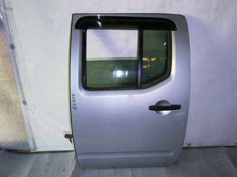 Puerta Trasera Izquierda Nissan Navara DOUBLE CAB XE 4X4 190CV 140KW