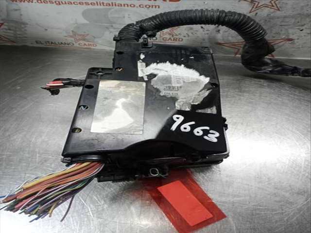 Caja Reles Fusibles Ford Focus TITANIUM 125CV 92KW