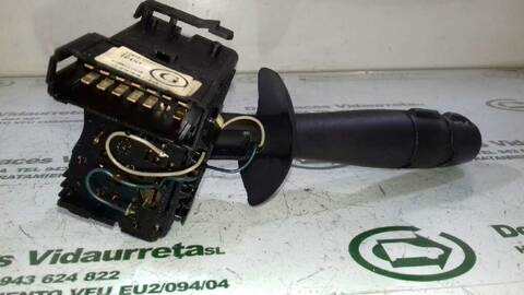 Foto 2ª: Mando Luces Renault Twingo AUTHENTIQUE 76CV 56KW (2008)
