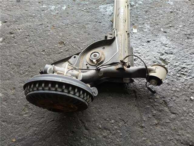 Foto 2ª: Puente Trasero Dacia Sandero 1.0 STEPWAY COMFORT [1.0 LTR. - 67 KW TCE CAT] [H4D 470]