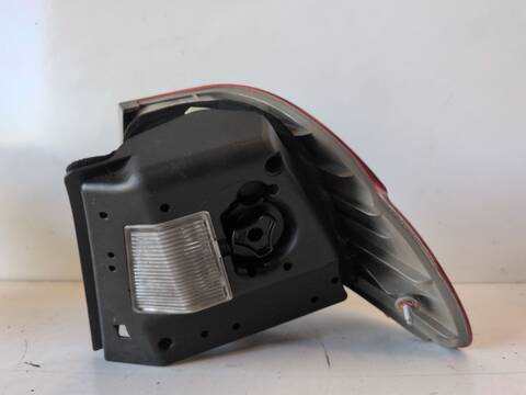 Foto 1ª: Piloto Trasero Izquierdo Bmw Serie 3 315 320D 2.0 16V DIESEL CAT 150CV (2003)