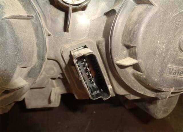 Foto 2ª: Faro Derecho Citroen C5 2.0 HDI MAGIC [2.0 LTR. - 80 KW HDI] [RHR]