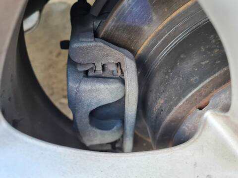 Foto 1ª: Pedal Embrague Nissan Qashqai ACENTA 4X4 141CV 104KW [MR20DE] (2010)