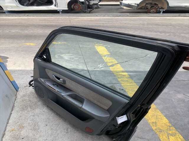 Foto 2ª: Puerta Delantera Derecha Hyundai Terracan 2.9 CRDI (2007)
