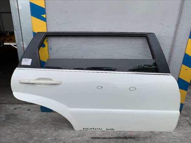 Puerta Trasera Derecha Ssangyong Rexton 2.0 CRDI 155CV 0CV