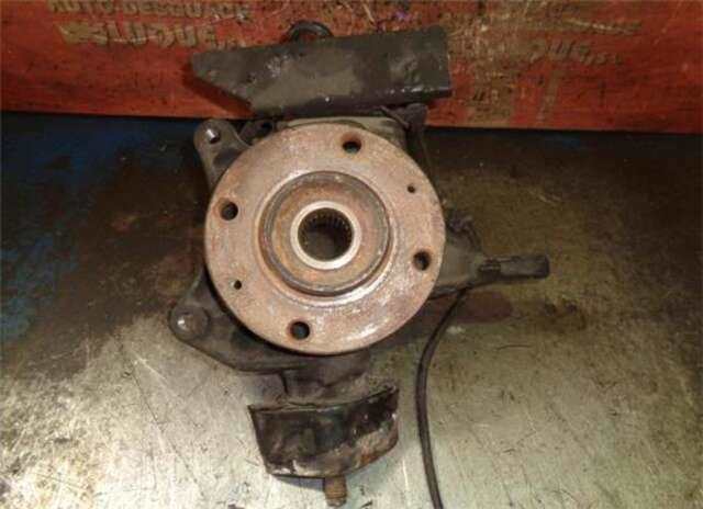 Foto 3ª: Mangueta Delantera Izquierda Citroen C5 2.2 HDI (DC4HXB. DC4HXE) [4HX (DW12TED4/FAP)]