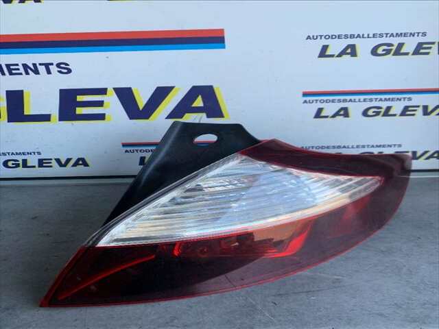 Piloto Trasero Derecho Renault Megane 1.2 THP 115CV COUPE BERLINA 0CV III COUPE DZ) DESDE 11/2008 / BERLINA BZ D