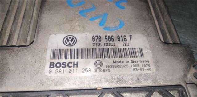 Centralita Motor ECU Volkswagen Touareg 2.5 TDI R5 [2.5 LTR. - 128 KW TDI]