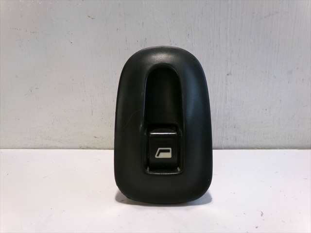 Foto 1ª: Botonera Elevalunas Peugeot 306 1.9 D SEDAN, 1999-2001 [WJY] (2001)