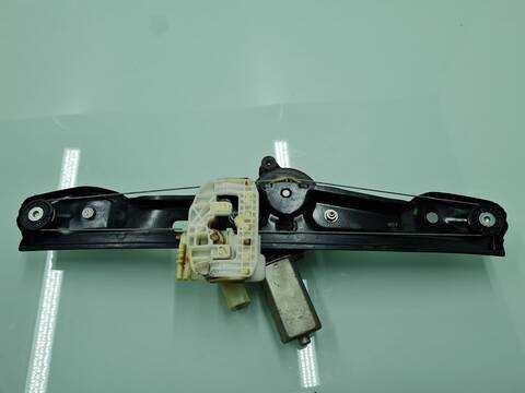 Foto 2ª: Elevalunas Manual Trasero Izquierdo Bmw Serie 1 114 118D 143CV 105KW [N47D20C] (2012)