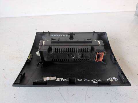 Foto 3ª: Pantalla Multifuncion Citroen Berlingo 9HT (2008)