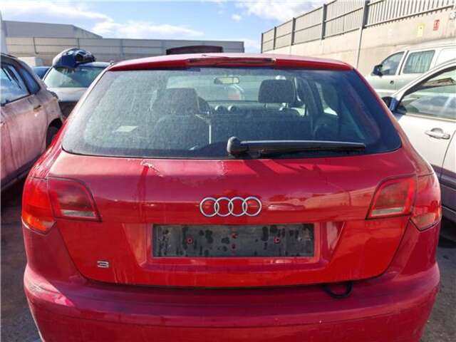 Portón Audi A3 1.6 FSI AMBITION [1.6 LTR. - 85 KW 16V FSI]