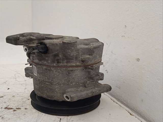 Foto 3ª: Compresor Aire Acondicionado Renault Megane 1.5 DCI HATCHBACK 106CV 78KW III HATCHBACK BZ0/1_ B3_) [K9K 832] (2008)