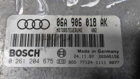 Foto 3ª: Centralita Motor ECU Audi A3 1.8 AMBIENTE 125CV 92KW [AGN] (1998)