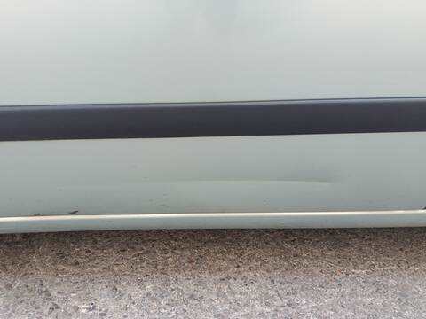Foto 2ª: Puerta Delantera Izquierda Ford Focus F9DA BERLINA (2004)