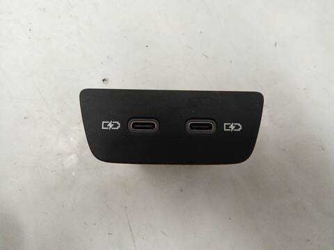 Foto 1ª: Centralita Motor ECU Volkswagen Golf 2.0 TDI 116CV 85KW [DSUD,DXRC,DTRB,DTRD] (2022)