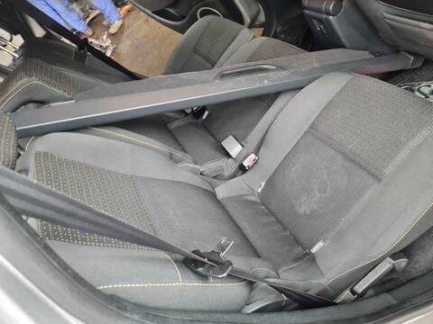 Foto 2ª: Asientos Traseros Renault Scenic GRAND DYNAMIQUE 131CV 96KW [F9Q872] (2009)