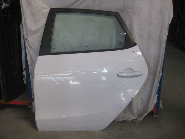 Foto 2ª: Puerta Trasera Izquierda Hyundai i30 1.4G [G4FA] (2012)
