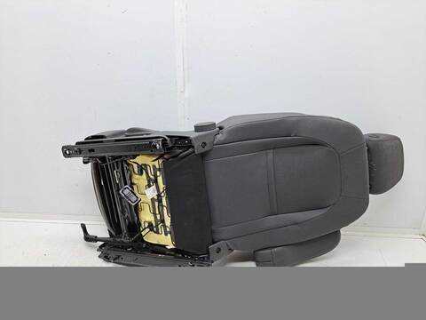 Foto 3ª: Asiento Delantero Izquierdo Opel Crossland DESIGN LINE 102CV 75KW [DV5RD OPT. YH01] (2019)